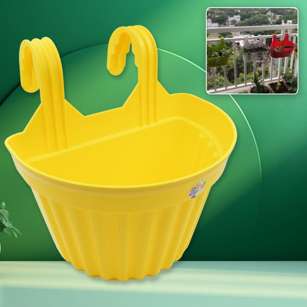 3642_hanging_plastic_planters