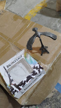 18335_metal_balancing_bird_eiffel_tower_toy