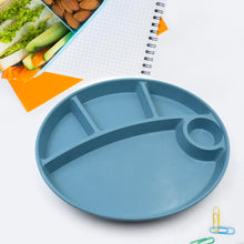 5577_plastic_5com_plate_with_spoon