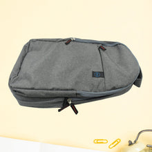 laptop-bag-adjustable-strap