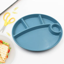 5577_plastic_5com_plate_with_spoon