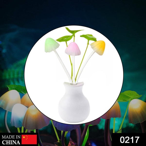 Multicolor mushroom lamp with automatic ON/OFF sensor.