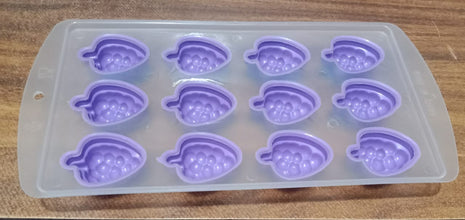 silicone-mold-ice-cube-tray-creative-sweet-multi-type-ice-tray-buckets-ice-cube-trays-multi-fruit-shape-ice-tray-1-pc-2