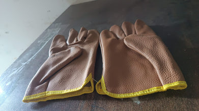 gloves-gardening-gloves-for-thorny-bushes-rose-pruning