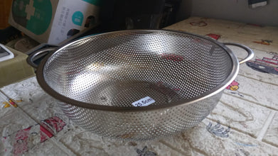 stainless-steel-basket-with-handle