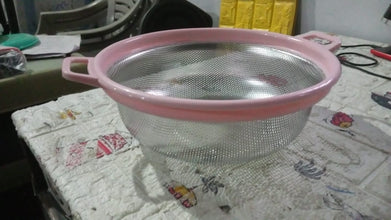 big-stainless-steel-strainer-with-handle